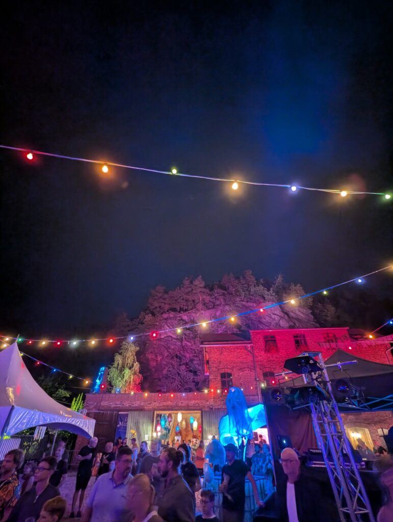 Impressionen - Publikum beim Pappe Open Air 2025 der Greizer Papierfabrik in Greiz